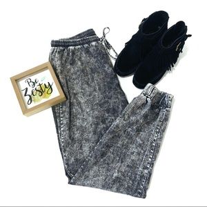 VIBRANT m.i.u acid-washed jogger pants